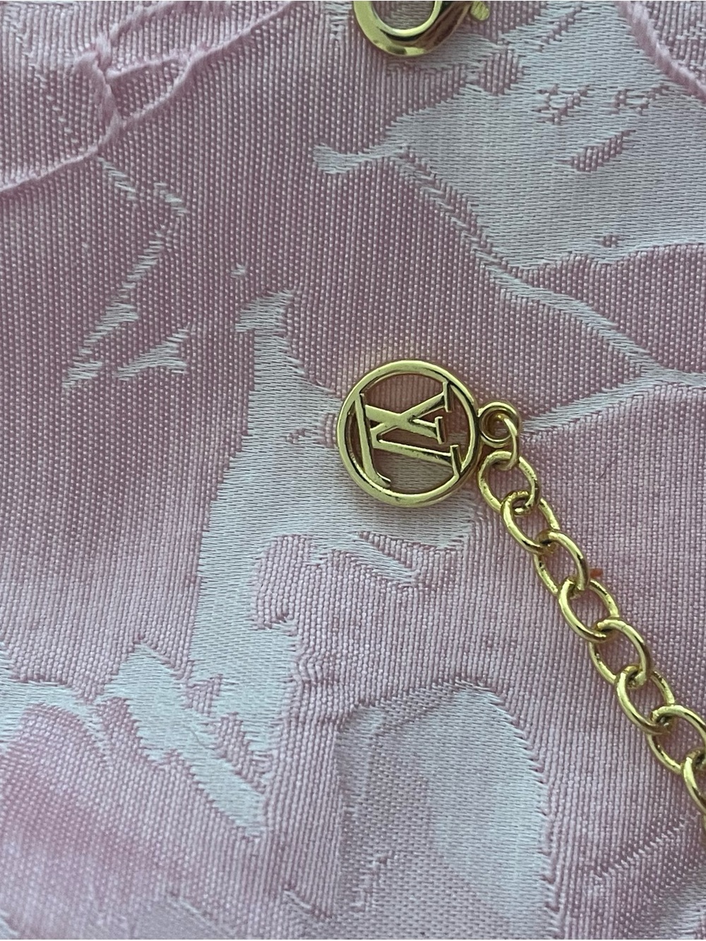 LV bracelet gold chain - Picture 5 of 5